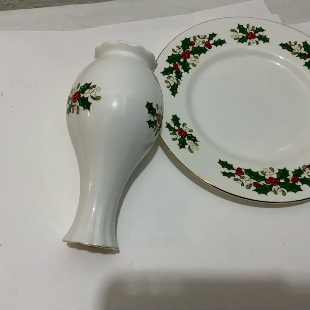 TUDOR ROSE CHINA FESTIVE GARLANDS BUD VASE & SALAD PLATE 8 1/8 ENGLAND G12